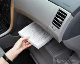 Changing cabin air filter