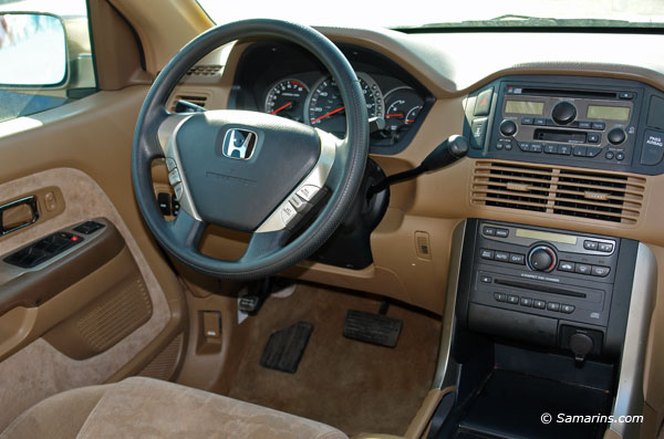 Honda Pilot interior. Click for larger photo