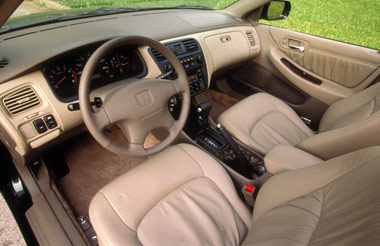 1998 Honda Accord interior