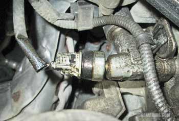 Leaking oil pressure sensor