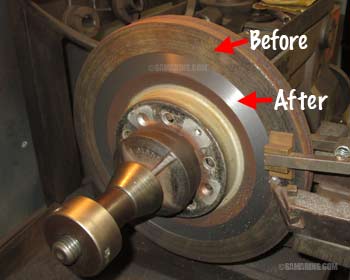 Machining of the brake disc on the brake lathe