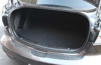 Mazda 3 2012 trunk