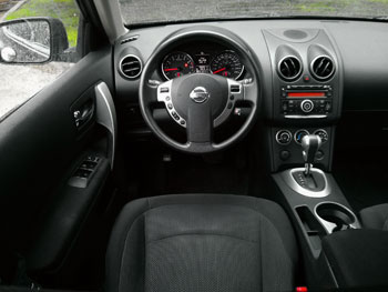 Nissan Rogue interior