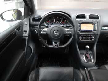 2010 Volkswagen GTI interior